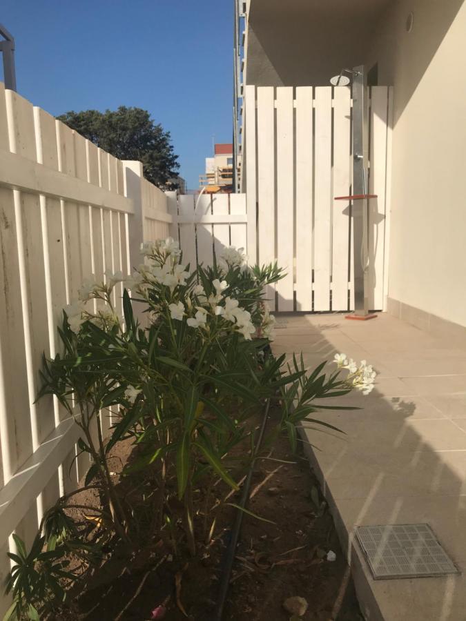 Isola Rossa Beach House Экстерьер фото